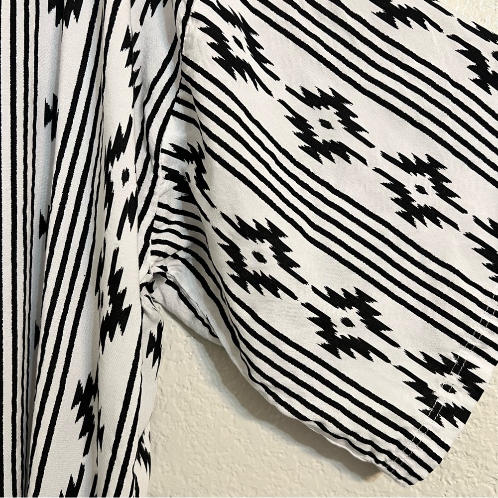 Panhandle Black and White Aztec Western Fringe Kimono Duster Cardigan rodeo - Picture 6 of 12